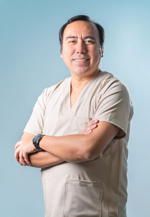 DR. LUIS CUADRAO